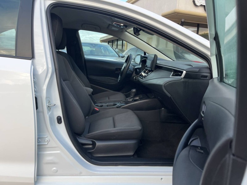 Toyota Corolla Vehicle Image 11