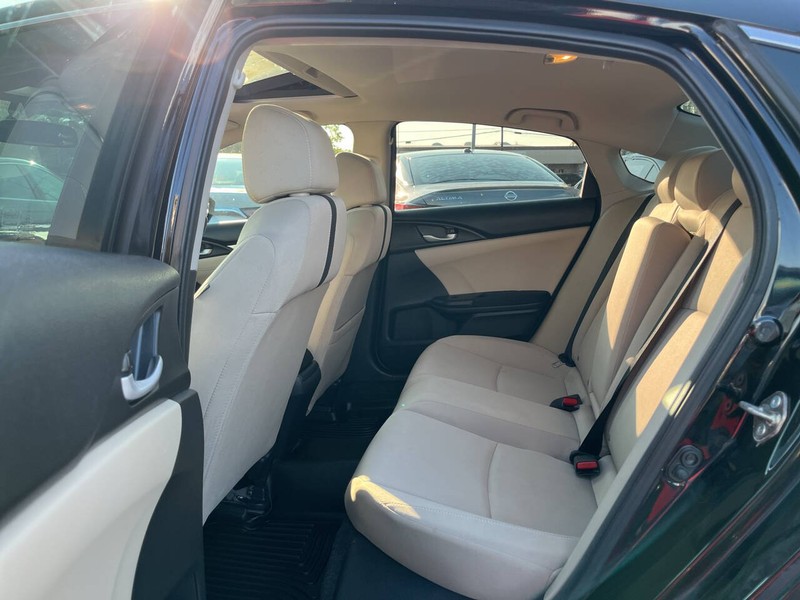 Honda Civic Sedan Vehicle Image 08