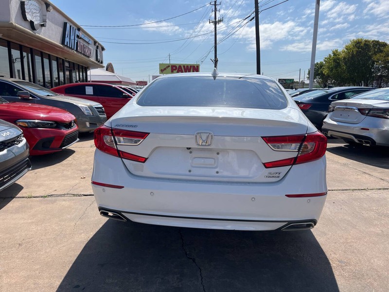 Honda Accord Sedan Vehicle Image 04