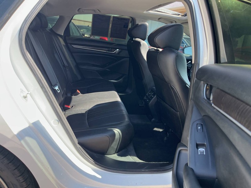 Honda Accord Sedan Vehicle Image 10