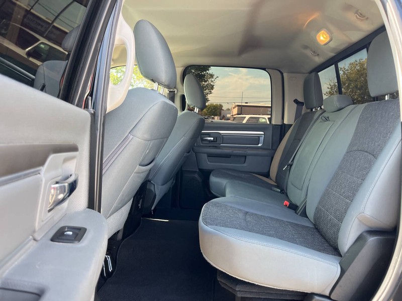 Ram 1500 Vehicle Image 10