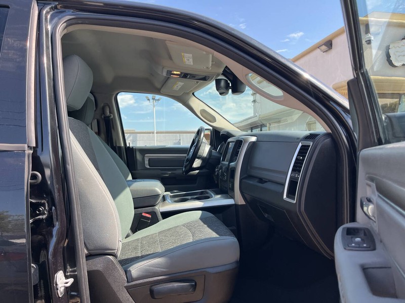 Ram 1500 Vehicle Image 13