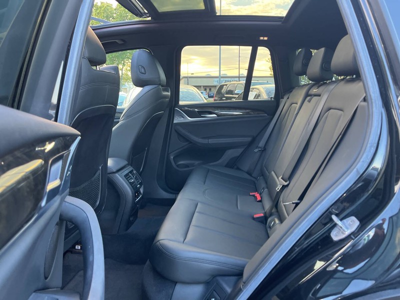 BMW X3 Vehicle Image 08