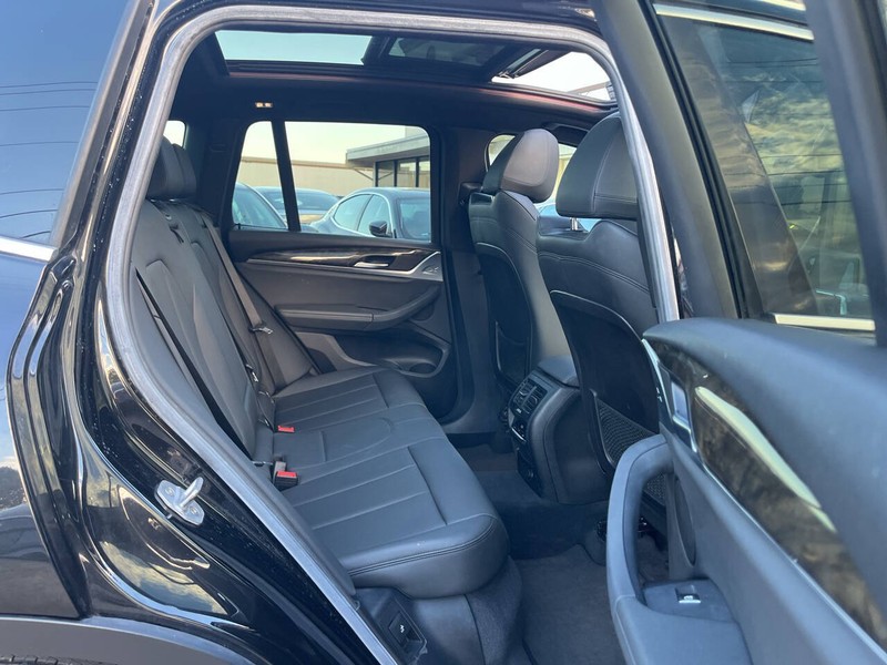 BMW X3 Vehicle Image 10