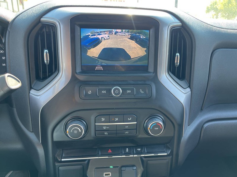 Chevrolet Silverado 1500 Vehicle Image 12