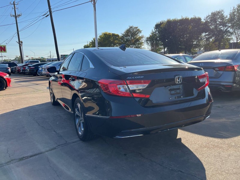 Honda Accord Sedan Vehicle Image 03
