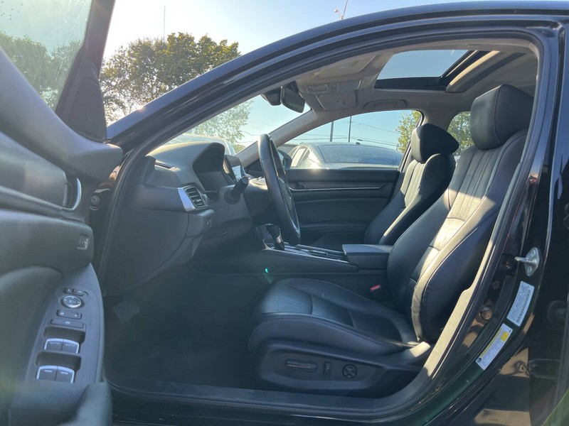 Honda Accord Sedan Vehicle Image 07
