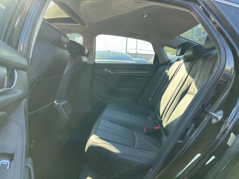 Honda Accord Sedan Vehicle Image 08