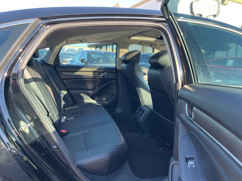 Honda Accord Sedan Vehicle Image 10