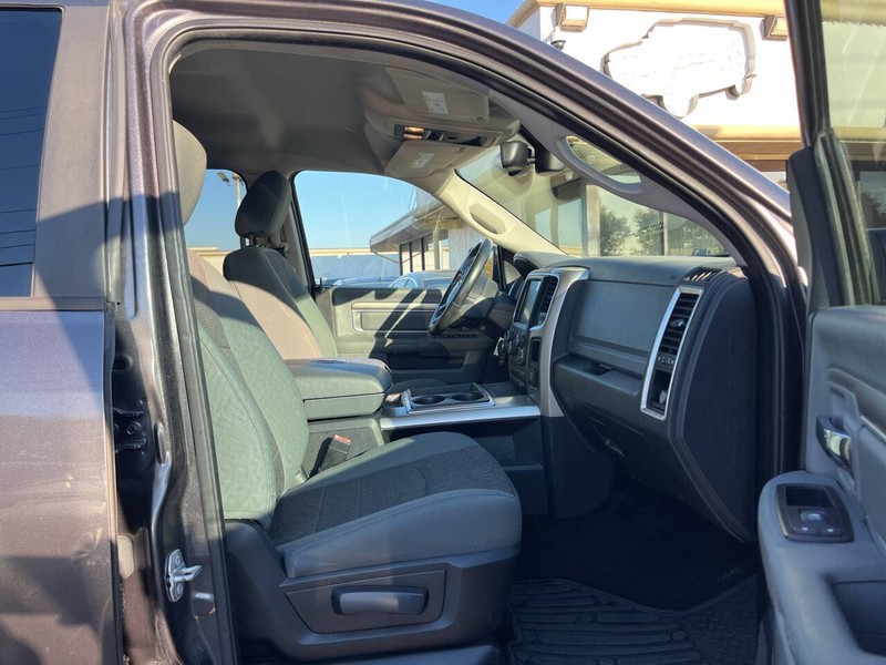 Ram 1500 Vehicle Image 11