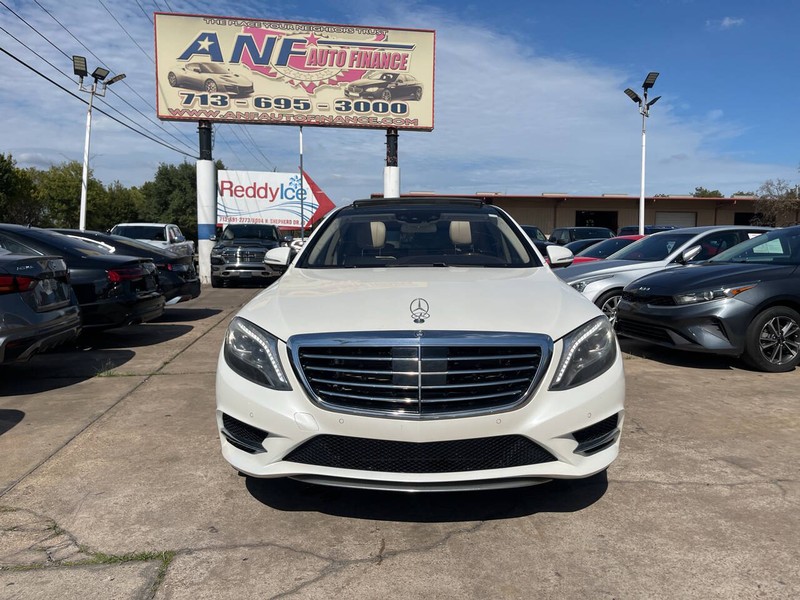 Mercedes-Benz S-Class Vehicle Image 02