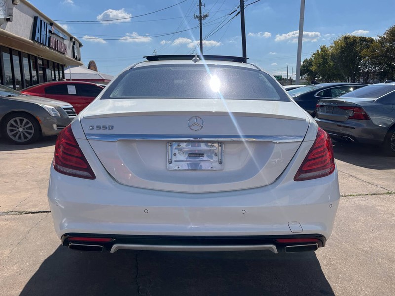 Mercedes-Benz S-Class Vehicle Image 04