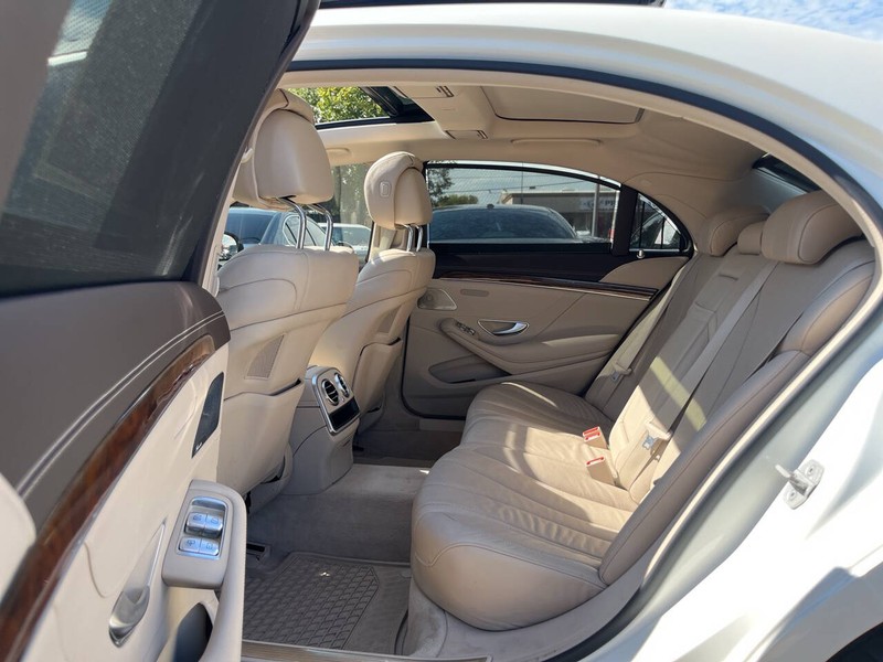 Mercedes-Benz S-Class Vehicle Image 08