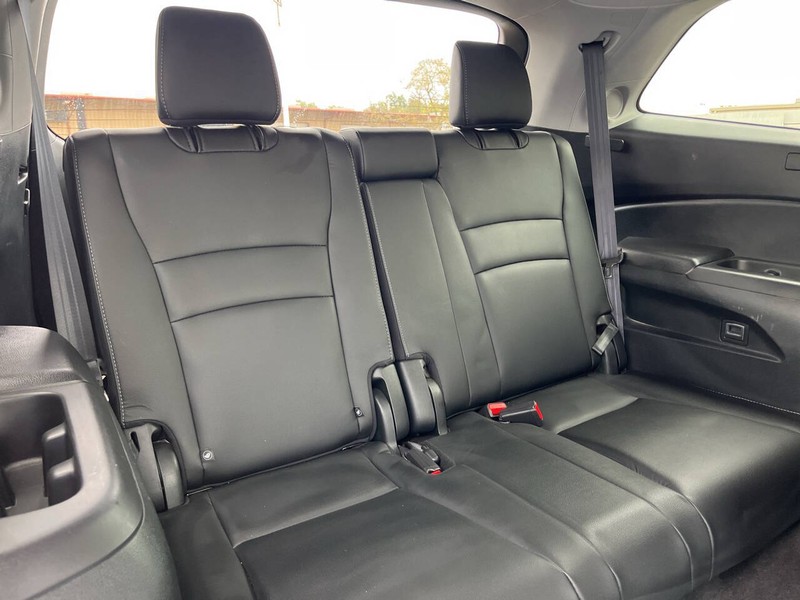 Honda Pilot Vehicle Image 12