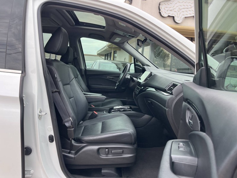 Honda Pilot Vehicle Image 13