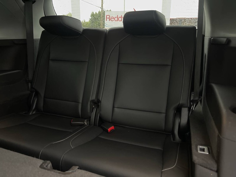 Acura MDX Vehicle Image 09