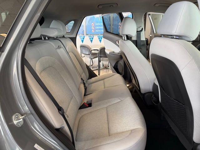 Hyundai Kona Electric Vehicle Full-screen Gallery Image 24