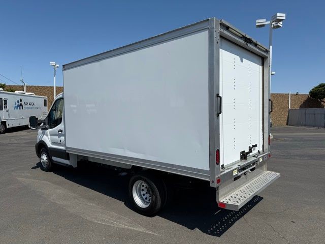 Ford Transit Chassis Vehicle Full-screen Gallery Image 05