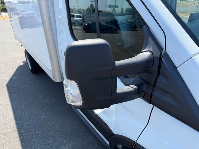 Ford Transit Chassis Vehicle Full-screen Gallery Image 11