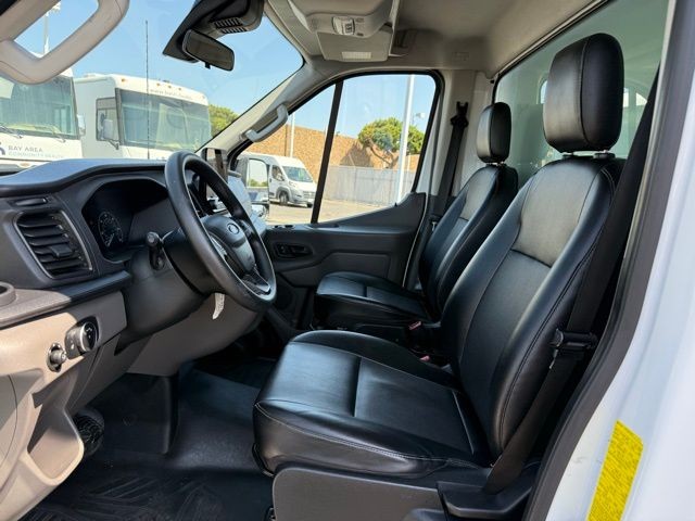 Ford Transit Chassis Vehicle Full-screen Gallery Image 20