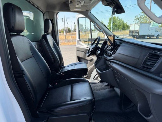 Ford Transit Chassis Vehicle Full-screen Gallery Image 22