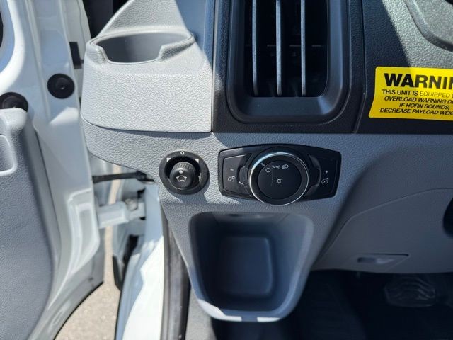 Ford Transit Chassis Vehicle Full-screen Gallery Image 19