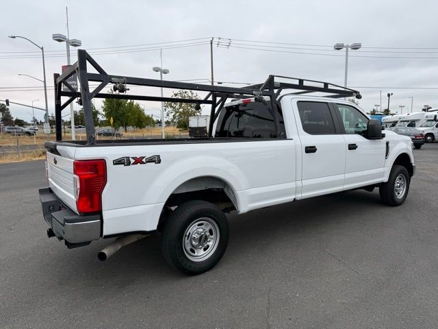 Ford Super Duty F-250 SRW Vehicle Full-screen Gallery Image 03