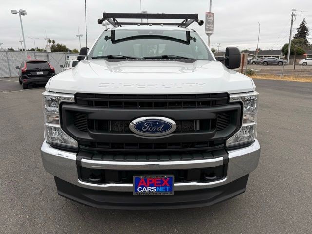 Ford Super Duty F-250 SRW Vehicle Full-screen Gallery Image 09