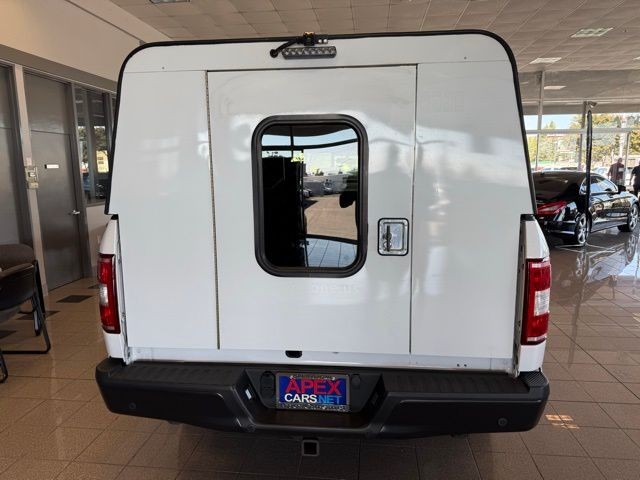 Ford F-150 Vehicle Full-screen Gallery Image 04