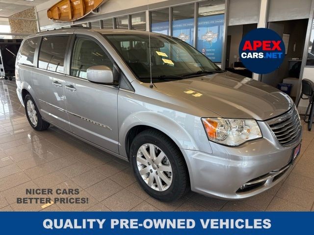 more details - chrysler town & country