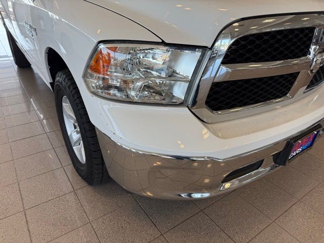 Ram 1500 Classic Vehicle Full-screen Gallery Image 08