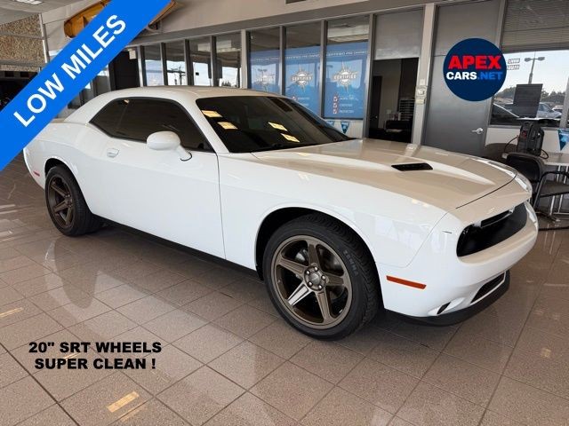 more details - dodge challenger