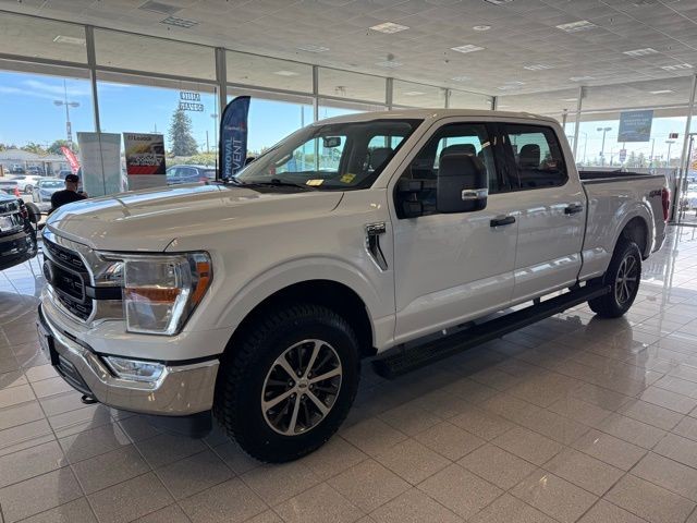 Ford F-150 Vehicle Full-screen Gallery Image 07