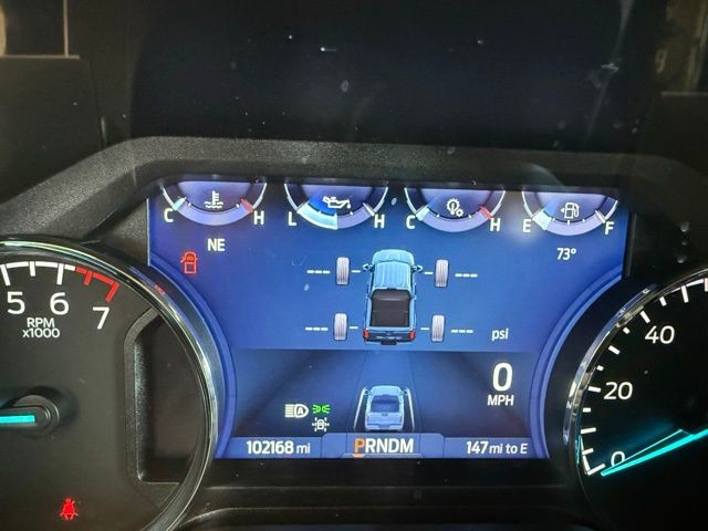 Ford F-150 Vehicle Full-screen Gallery Image 11