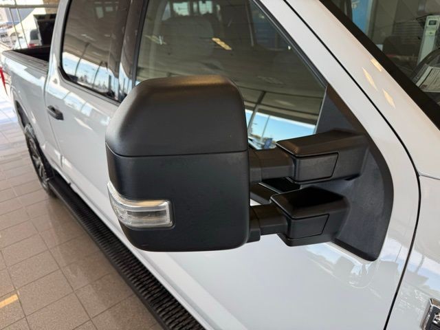 Ford F-150 Vehicle Full-screen Gallery Image 30