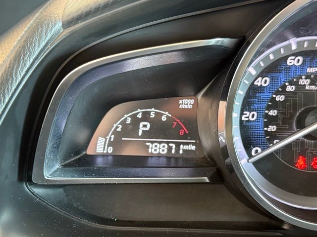 Toyota Yaris iA Vehicle Full-screen Gallery Image 11