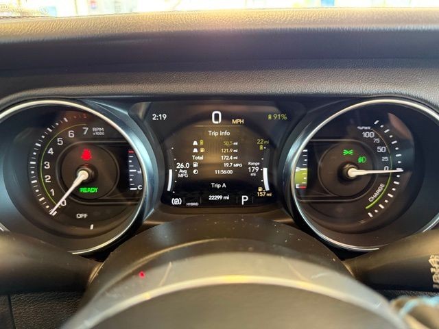 Jeep Wrangler 4xe Vehicle Full-screen Gallery Image 13