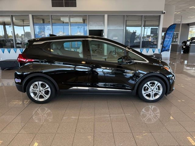 Chevrolet Bolt EV Vehicle Full-screen Gallery Image 02