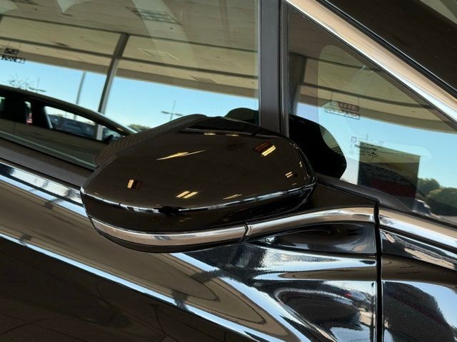 Chevrolet Bolt EV Vehicle Full-screen Gallery Image 12