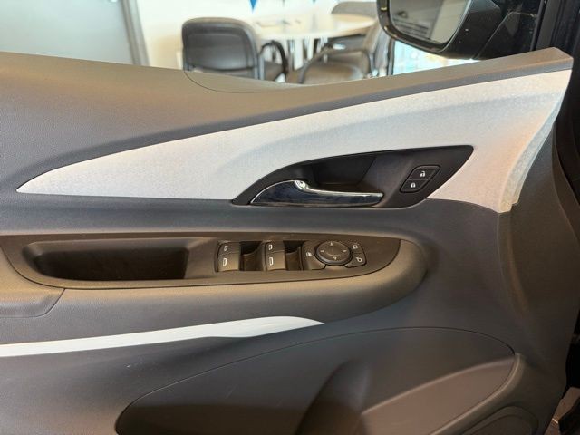 Chevrolet Bolt EV Vehicle Full-screen Gallery Image 19