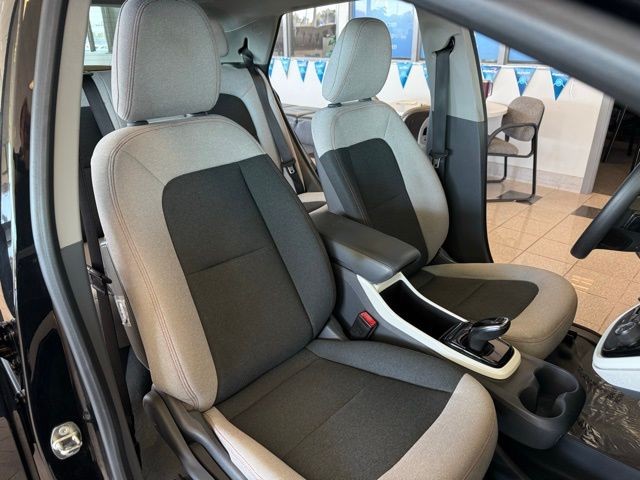 Chevrolet Bolt EV Vehicle Full-screen Gallery Image 25