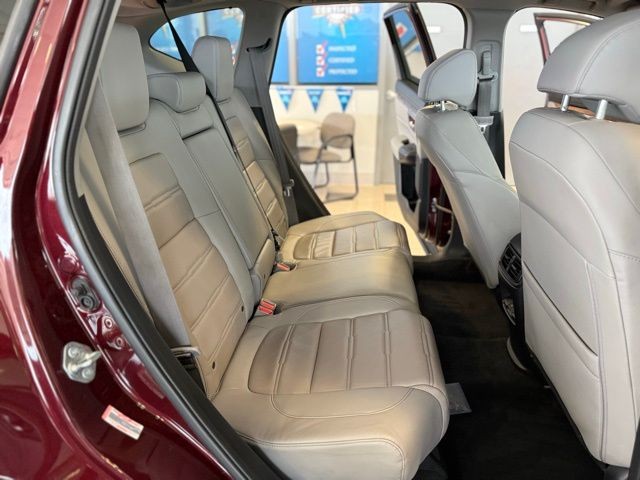 Honda CR-V Vehicle Full-screen Gallery Image 23