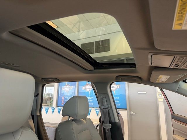 Honda CR-V Vehicle Full-screen Gallery Image 26