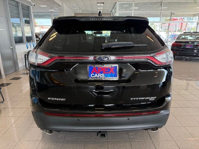 Ford Edge Vehicle Full-screen Gallery Image 04