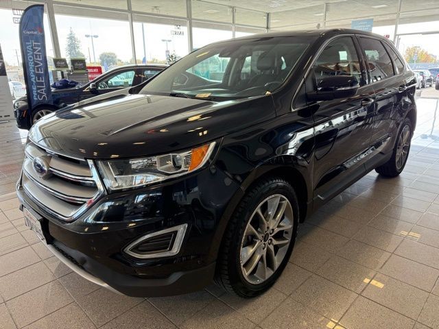 Ford Edge Vehicle Full-screen Gallery Image 07