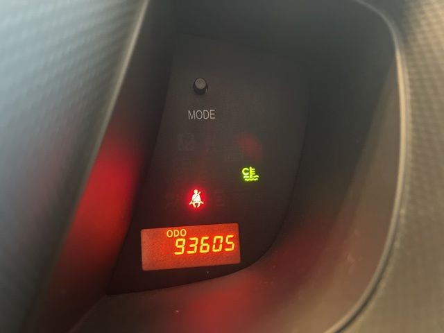 Scion xD Vehicle Full-screen Gallery Image 23