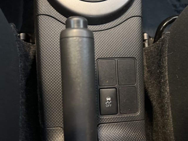 Scion xD Vehicle Full-screen Gallery Image 28