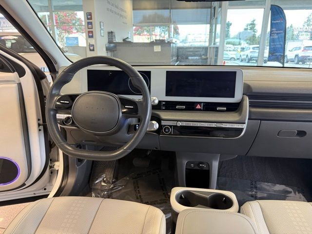 Hyundai IONIQ 5 Vehicle Full-screen Gallery Image 27