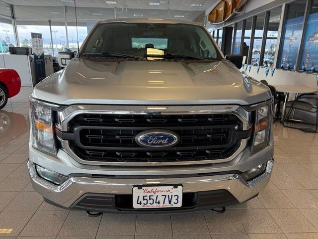 Ford F-150 Vehicle Full-screen Gallery Image 08