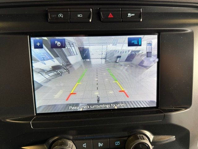 Ford F-150 Vehicle Full-screen Gallery Image 15